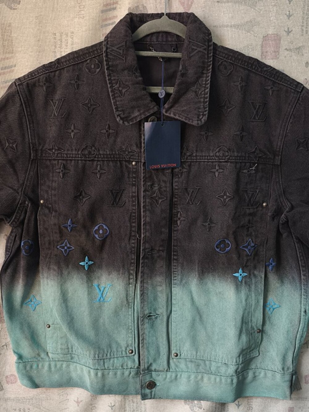 Louis Vuitton Monogram Gradient Embroidered Denim Jacket - Picture 4 of 9